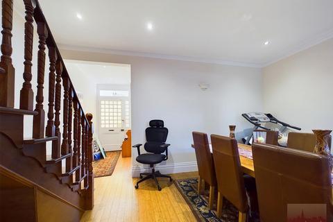 4 bedroom detached house for sale, Salisbury Road, Harrow