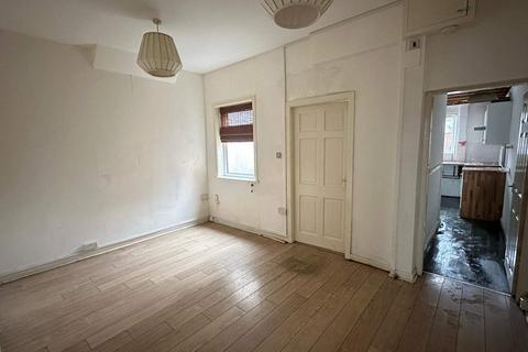 2 bedroom terraced house to rent, Badger Street, Walmersley, Bury