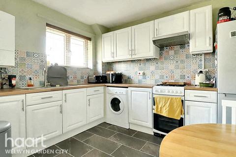 1 bedroom flat for sale, Russett Wood, Welwyn Garden City