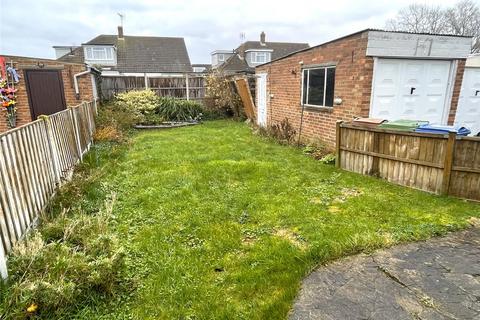 3 bedroom bungalow for sale, Hillview Gardens, Stanford-le-Hope, Essex, SS17