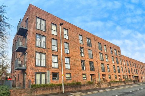 2 bedroom flat for sale, Knightsbridge Court, 2 Blackburn Street, Salford, Manchester, M3