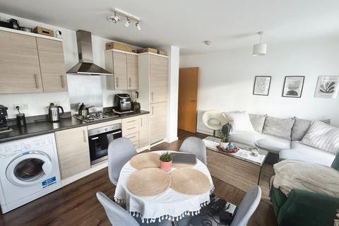 2 bedroom flat for sale, Knightsbridge Court, 2 Blackburn Street, Salford, Manchester, M3