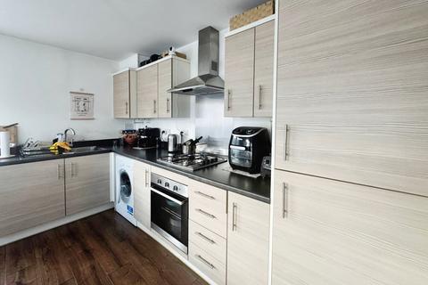 2 bedroom flat for sale, Knightsbridge Court, 2 Blackburn Street, Salford, Manchester, M3