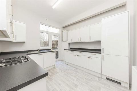 1 bedroom flat to rent, Brightfield Road, London SE12