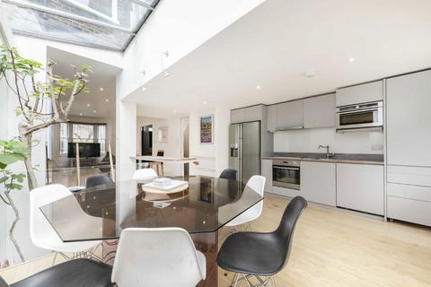 4 bedroom house to rent, Kimberley Road, London SW9