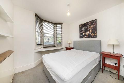 4 bedroom house to rent, Kimberley Road, London SW9