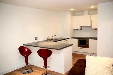 1 bedroom apartment to rent, N V Building, 98 The Quays, Salford, Lancashire, M50