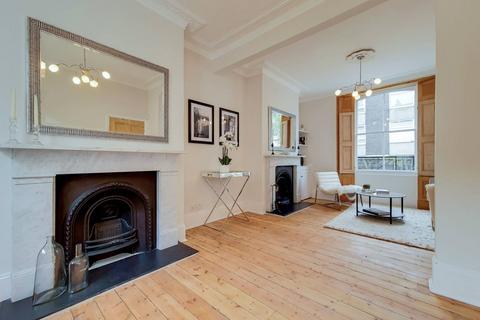 3 bedroom house to rent, Queens Head Street, Angel, London, N1