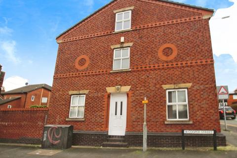 3 bedroom end of terrace house to rent, Cooper Street, St Helens, WA10