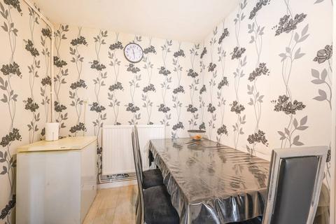 89 Solander Gardens, London, E1 0DF