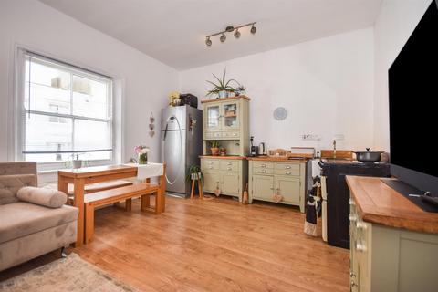 2 bedroom apartment for sale, Clifton Place, Brighton, East Sussex