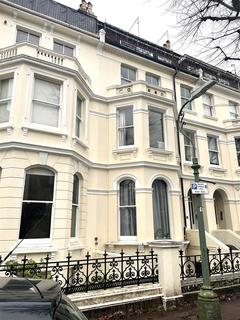 2 bedroom flat to rent, St Aubyns, Hove