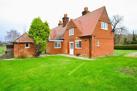 2 bedroom semi-detached house to rent, Shillington, Hertfordshire