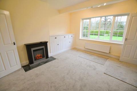 2 bedroom semi-detached house to rent, Shillington, Hertfordshire