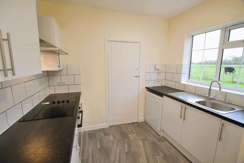 2 bedroom semi-detached house to rent, Shillington, Hertfordshire