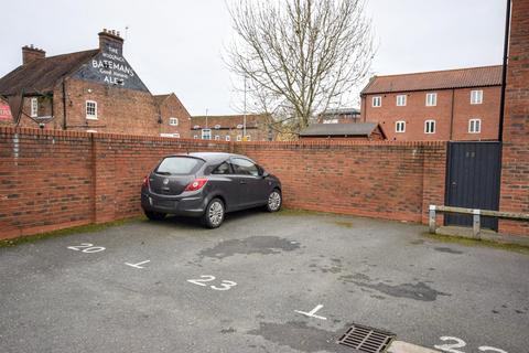 3 bedroom terraced house for sale, Theodore West Way, Louth LN11