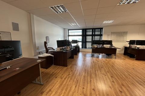 Office to rent, 2 Delta Terrace, West Road, Ipswich, Suffolk, IP3 9FH