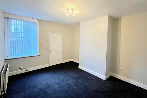 2 bedroom flat to rent, Brighton Road, Saltwell, Gateshead