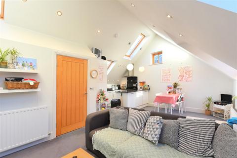 2 bedroom townhouse to rent, Olivers Cottage, Ogleforth, York