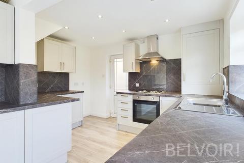 27 Fieldhouse Drive, Muxton, Telford, TF2 8JQ