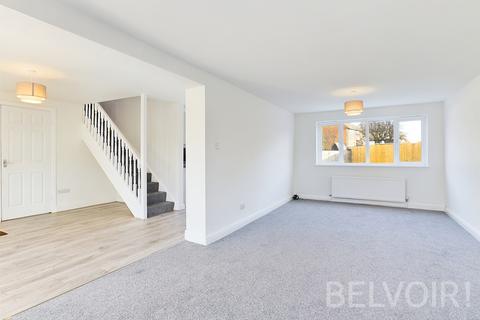 27 Fieldhouse Drive, Muxton, Telford, TF2 8JQ