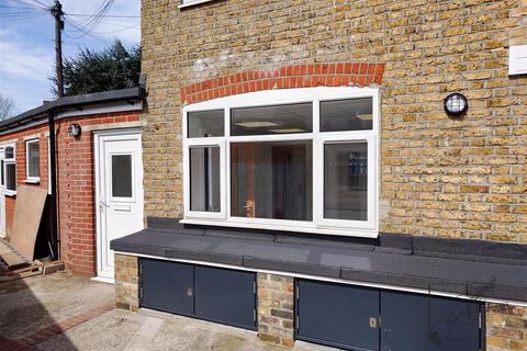 Office to rent, Dover Road East, Gravesend