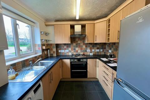 2 bedroom semi-detached house to rent, Valentine Court, Crownhill, Milton Keynes, MK8