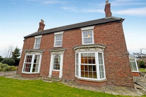 4 bedroom detached house for sale, South Grange, Main Road, Utterby, Louth, Lincolnshire, LN11 0TQ