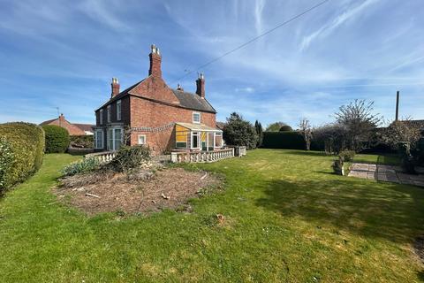 4 bedroom detached house for sale, South Grange, Main Road, Utterby, Louth, Lincolnshire, LN11 0TQ