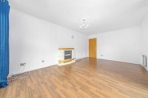 2 bedroom flat to rent, Minerva Way, Glasgow G3