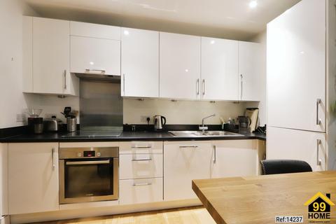 1 bedroom flat for sale, Oakhill Road, London, SW15