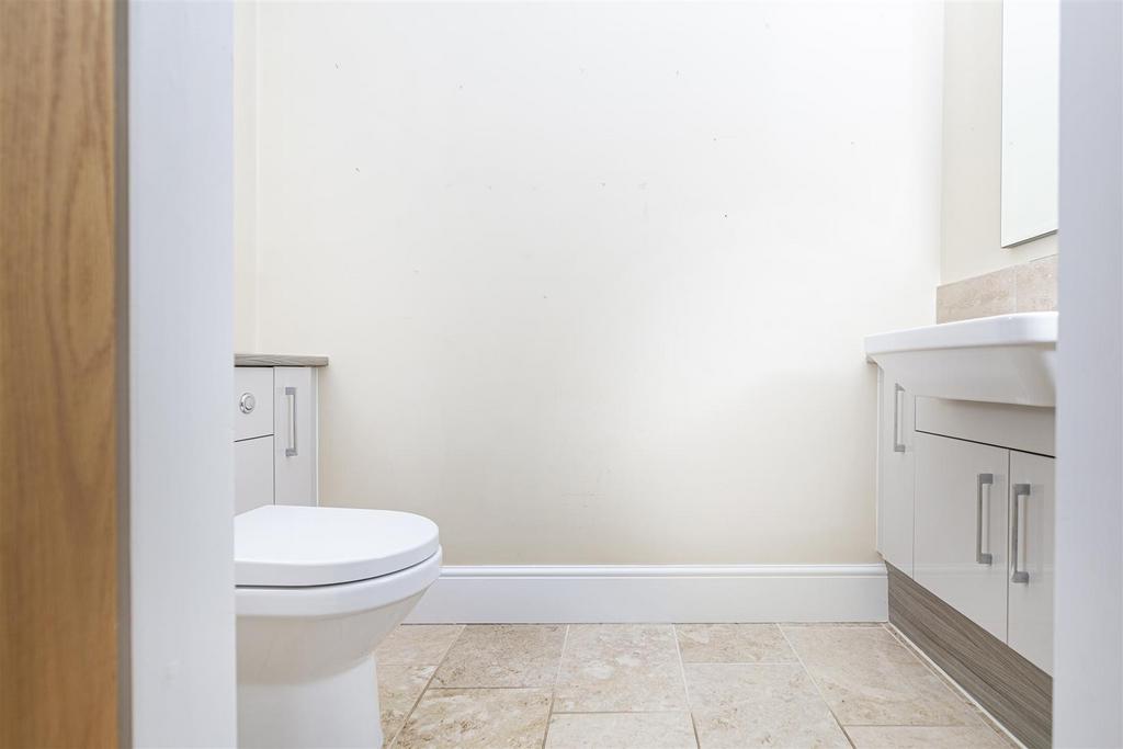 Bramleys Estate Agents - Beech Court - Farnley Tya