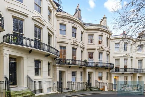 2 bedroom apartment to rent, Powis Square, Brighton, East Sussex