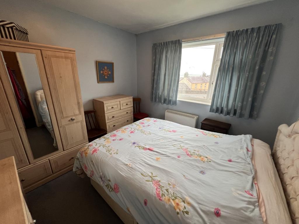 Front Double Bedroom 2