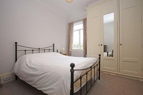 1 bedroom flat to rent, St. Margarets Road, London W7