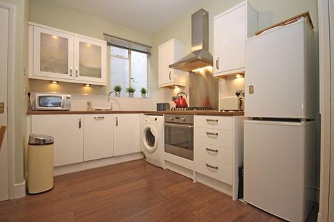 1 bedroom flat to rent, St. Margarets Road, London W7