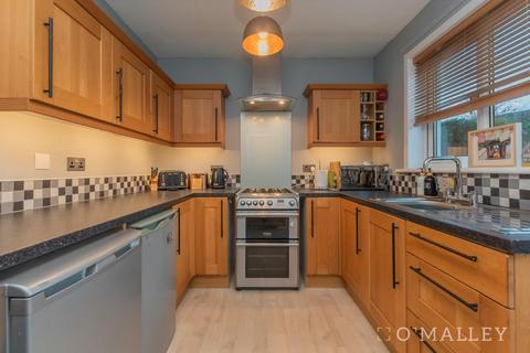 5 Lipney, Menstrie, FK11 7HJ