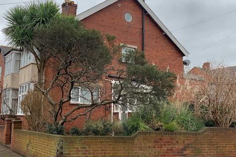 3 bedroom terraced house to rent, Belvedere Road, Exmouth EX8