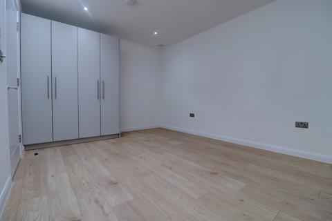 1 bedroom apartment to rent, White Hart Street, Buckinghamshire HP11