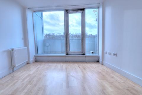 1 bedroom apartment to rent, Desborough Road, Buckinghamshire HP11