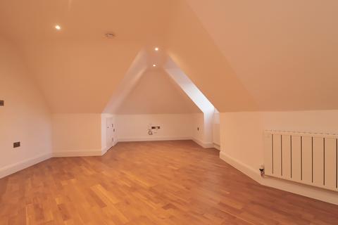 1 bedroom apartment to rent, London Road, Buckinghamshire HP11