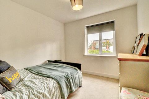 2 bedroom apartment to rent, Chenille Drive, Buckinghamshire HP11