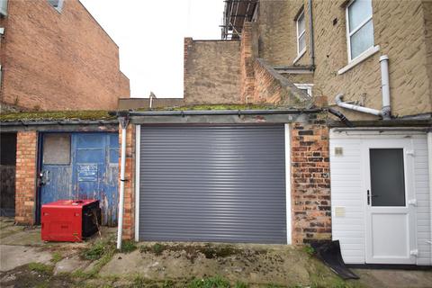 Garage to rent, Dales Yard, Scarborough, YO11