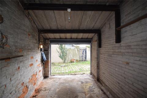 Garage to rent, Dales Yard, Scarborough, YO11