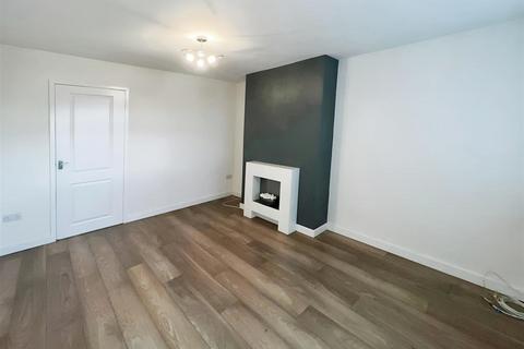 2 bedroom house to rent, Robertson Road, Sunderland