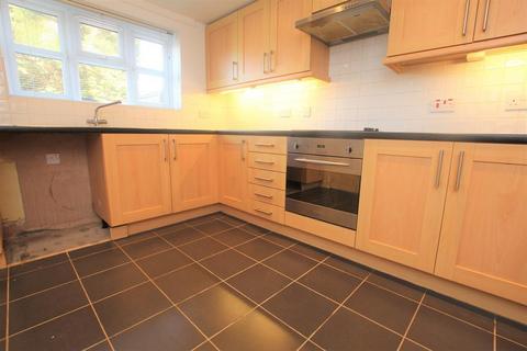 1 bedroom flat to rent, Evesham Road, Astwood Bank, Redditch, B96 6EA