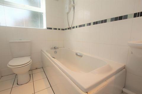 1 bedroom flat to rent, Evesham Road, Astwood Bank, Redditch, B96 6EA