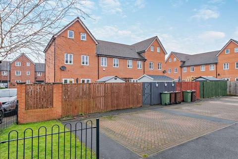 3 bedroom semi-detached house for sale, Riverside Way, Castleford, West Yorkshire