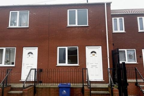 2 bedroom end of terrace house to rent, Mansel Street, Grimsby DN32