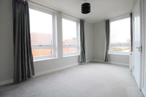 2 bedroom flat to rent, Vine Court, Send GU23